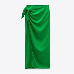 NWT SOLD OUT Green Zara knot skirt size L
